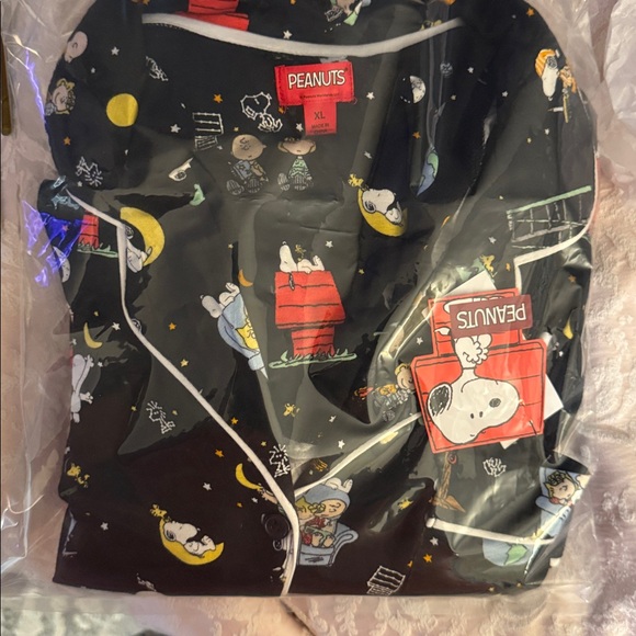 Peanuts Other - Peanuts Black and White Space Pajama Set Ultra Soft